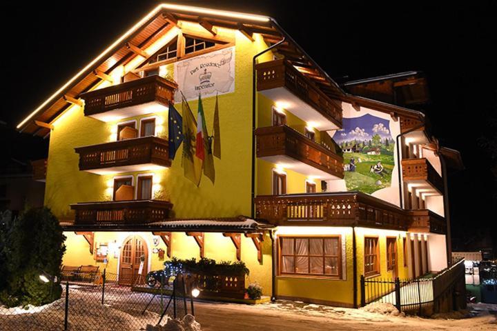 Park Residence Imperator Carisolo Exterior foto